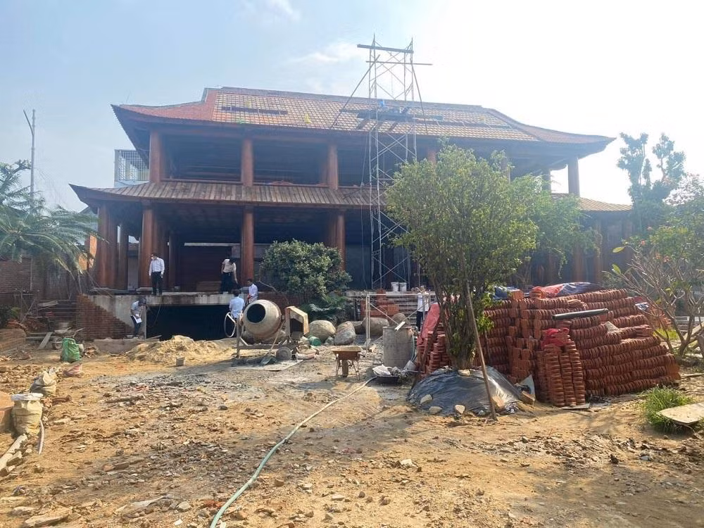 Hạng mục bị phát hiện xây dựng trái phép trên đất lúa và đất lấn chiếm của Nhà nước.
