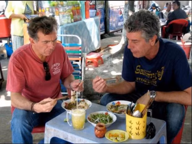 Trước khi tự tử, Anthony Bourdain góp phần đưa ẩm thực Việt lên TH Mỹ ảnh 9