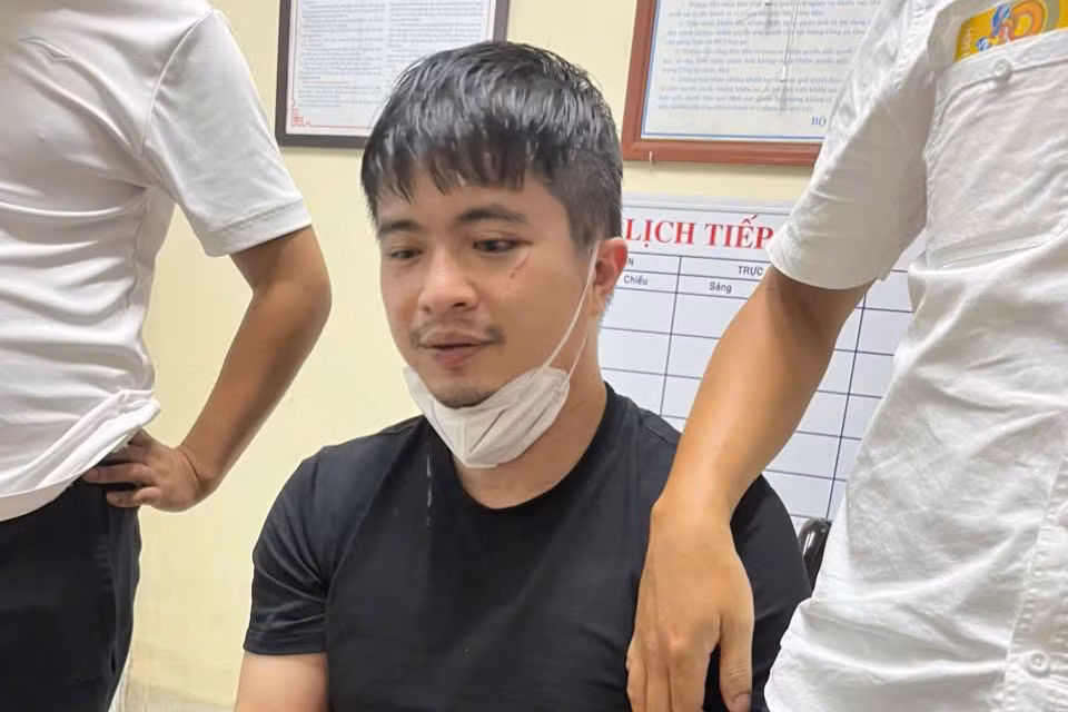 Phó Đức Nam bị bắt giữ.