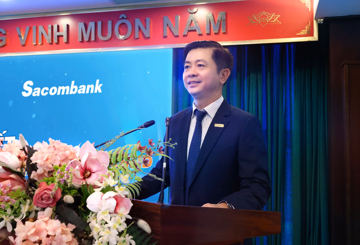 Ông Nguyễn Minh Tâm – Phó tổng giám đốc Sacombank cho biết: “Sự kiện ký kết hợp tác với Trung tâm RAR là dấu mốc quan trọng trong việc mở rộng các phương thức xác thực, giúp Sacombank tăng nhanh số lượng khách hàng hoàn tất đăng ký sinh trắc học trong thời gian tới. Từ đó, góp phần hoàn thành các mục tiêu quan trọng của Đề án 06”.
