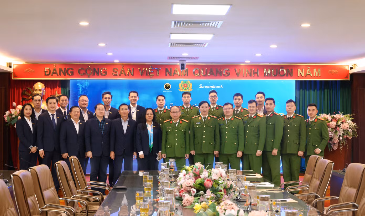 Sacombank cam kết sẽ nỗ lực hết mình để triển khai hiệu quả dự án này, mang lại lợi ích thiết thực cho cộng đồng và xã hội.