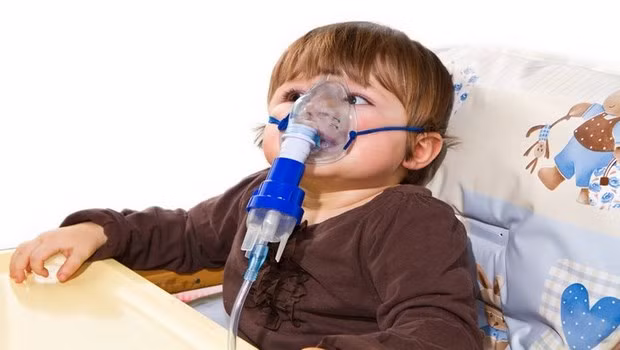 Đắp lá chữa sổ mũi, bé 6 tháng tuổi bị bỏng nặng ảnh 3