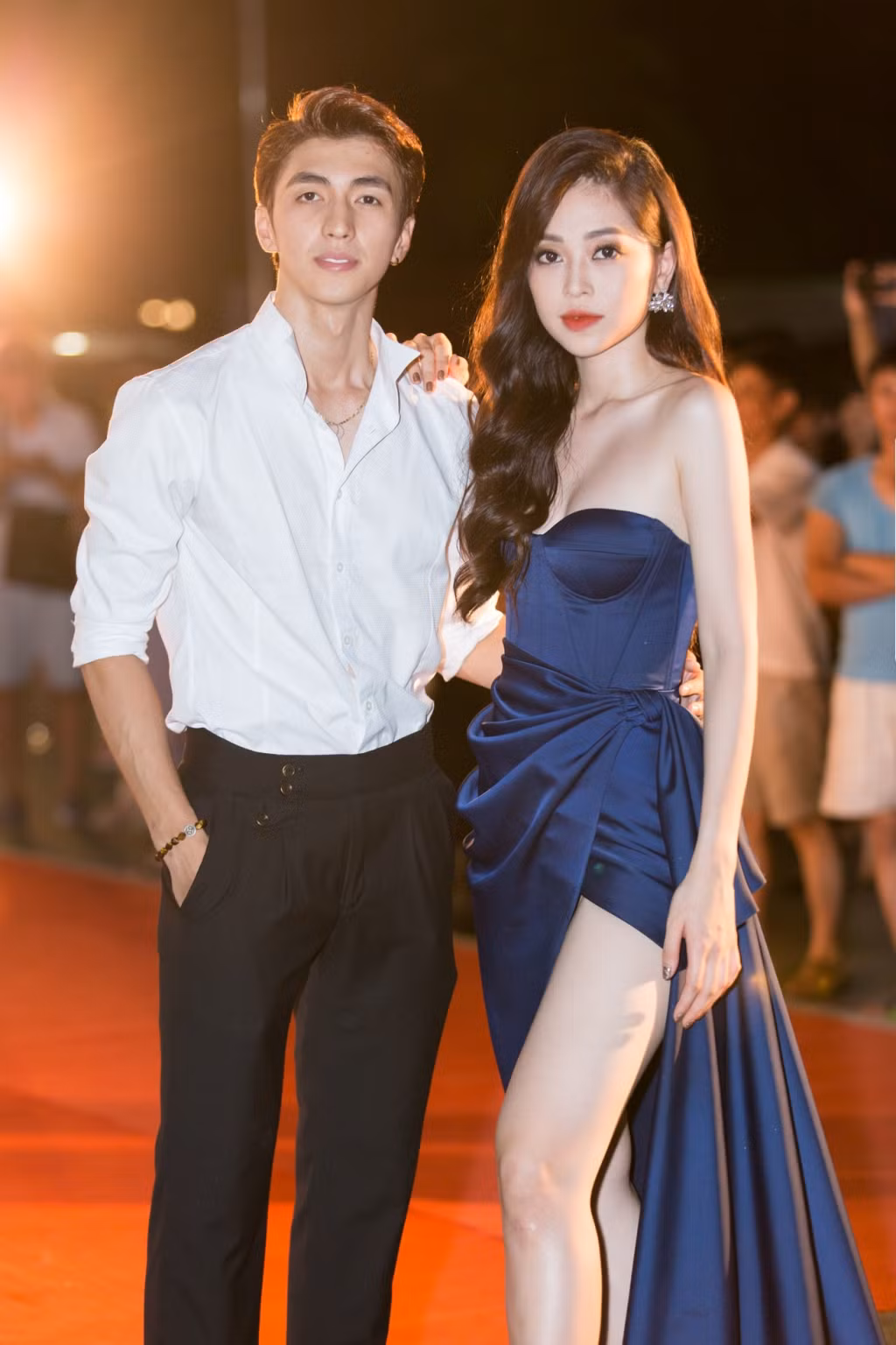 Bình An và Phương Nga đều sở hữu hình thể nổi bật. Cặp đôi từng nhiều lần ghi điểm với khán giả khi sánh đôi trong các sự kiện, thảm đỏ trong nước.