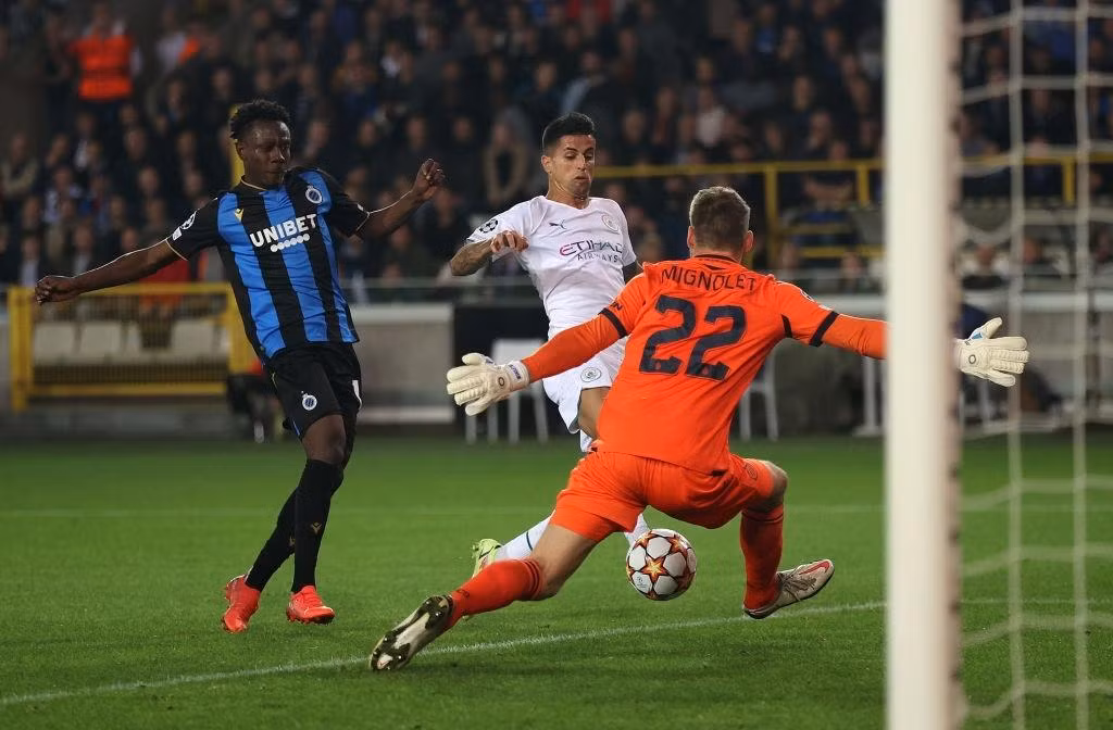 Cancelo ghi bàn mở tỉ số cho Man City ở phút 30