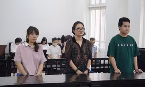 Bà chủ giấu doanh thu 835 tỷ đồng từ buôn hàng hiệu thoát án tù