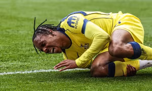 Ai cứu nổi Tottenham khỏi bi kịch rớt hạng? 