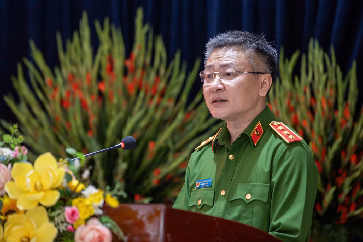 thu-truong-lam.jpg