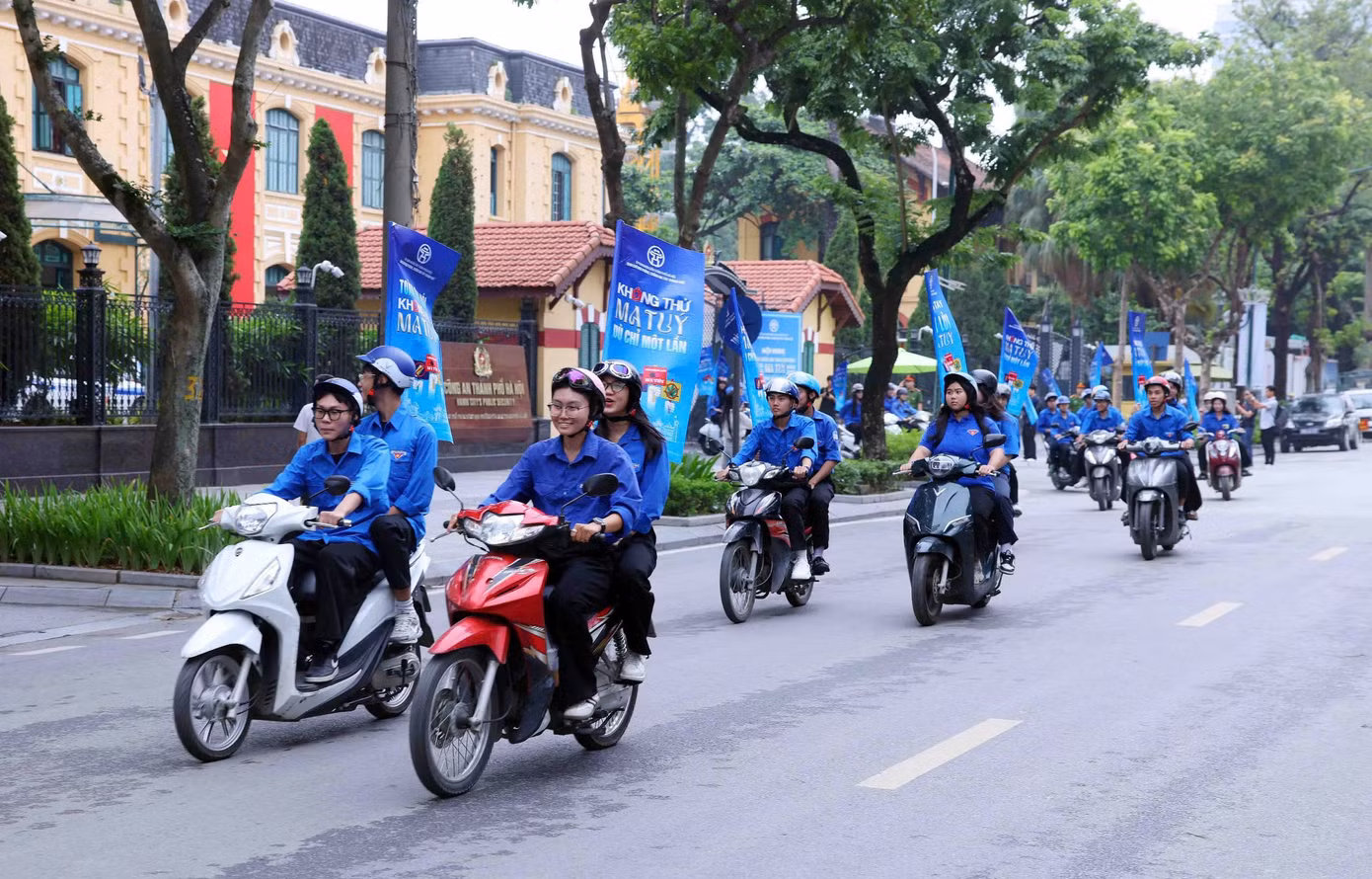 pcmt1.jpg