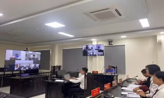 Nổ súng bắn người trước Trung tâm Y tế, người đàn ông lĩnh án 10 năm tù