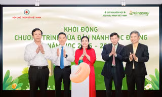 Khởi động Chương trình 'Sữa đậu nành học đường': Trao dinh dưỡng lành, gieo mầm tương lai xanh