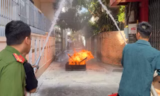 Huế lần đầu tiên có mô hình chữa cháy trong hẻm sâu, tận dụng tối đa ‘5 phút vàng’