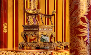 Phần tay ngai vua triều Nguyễn bị bẻ gãy, đập nát thành 14 mảnh được phục chế thế nào?