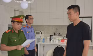 Bắt kẻ cầm đầu đường dây lừa đảo 2.000 tỷ đồng bằng chiêu 'vẽ' dự án tiền ảo