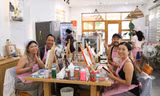 Trải nghiệm workshop ngày càng được giới trẻ quan tâm, nhiều bạn trẻ cũng lựa chọn khởi nghiệp bằng cách bán những trải nghiệm “chữa lành”. Ảnh: Giang Thanh
