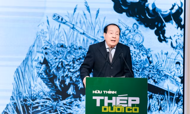 Trước thềm 27/7, nhà thơ Hữu Thỉnh tái hiện lại trận đánh làng Vây của binh chủng Tăng - Thiết giáp