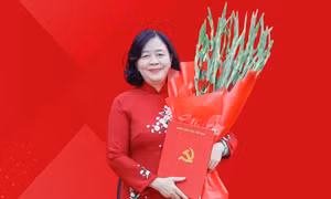Chân dung Ủy viên Bộ Chính trị, Bí thư Đảng ủy Mặt trận Tổ quốc, các đoàn thể Trung ương Bùi Thị Minh Hoài