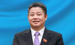 Chân dung tân Phó Bí thư Tỉnh ủy Hưng Yên Nguyễn Mạnh Quyền