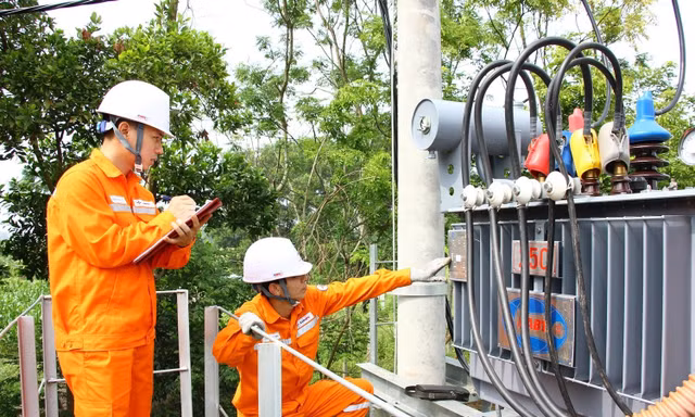 EVN triển khai đồng bộ các giải pháp bảo đảm điện dịp Quốc khánh 2/9