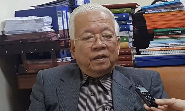 GS Phạm Mạnh Hùng