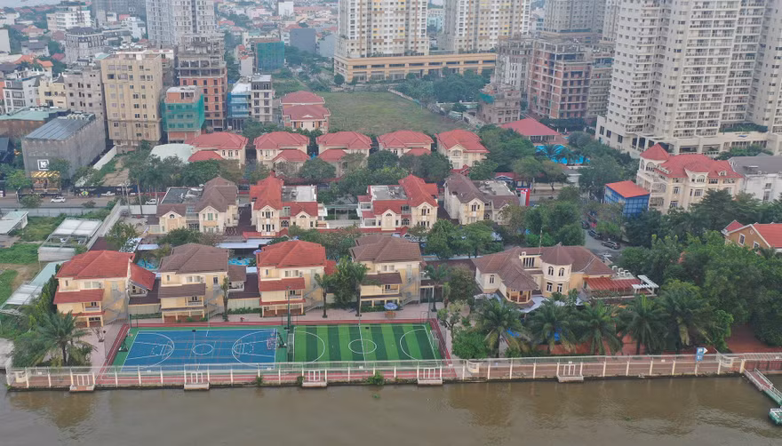 Cận cảnh biệt thự, chung cư cao cấp Thảo Điền bức tử sông Sài Gòn