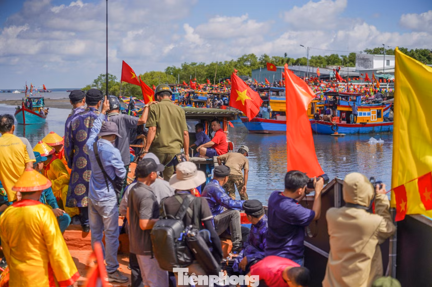 tp-ld-1-142.jpg