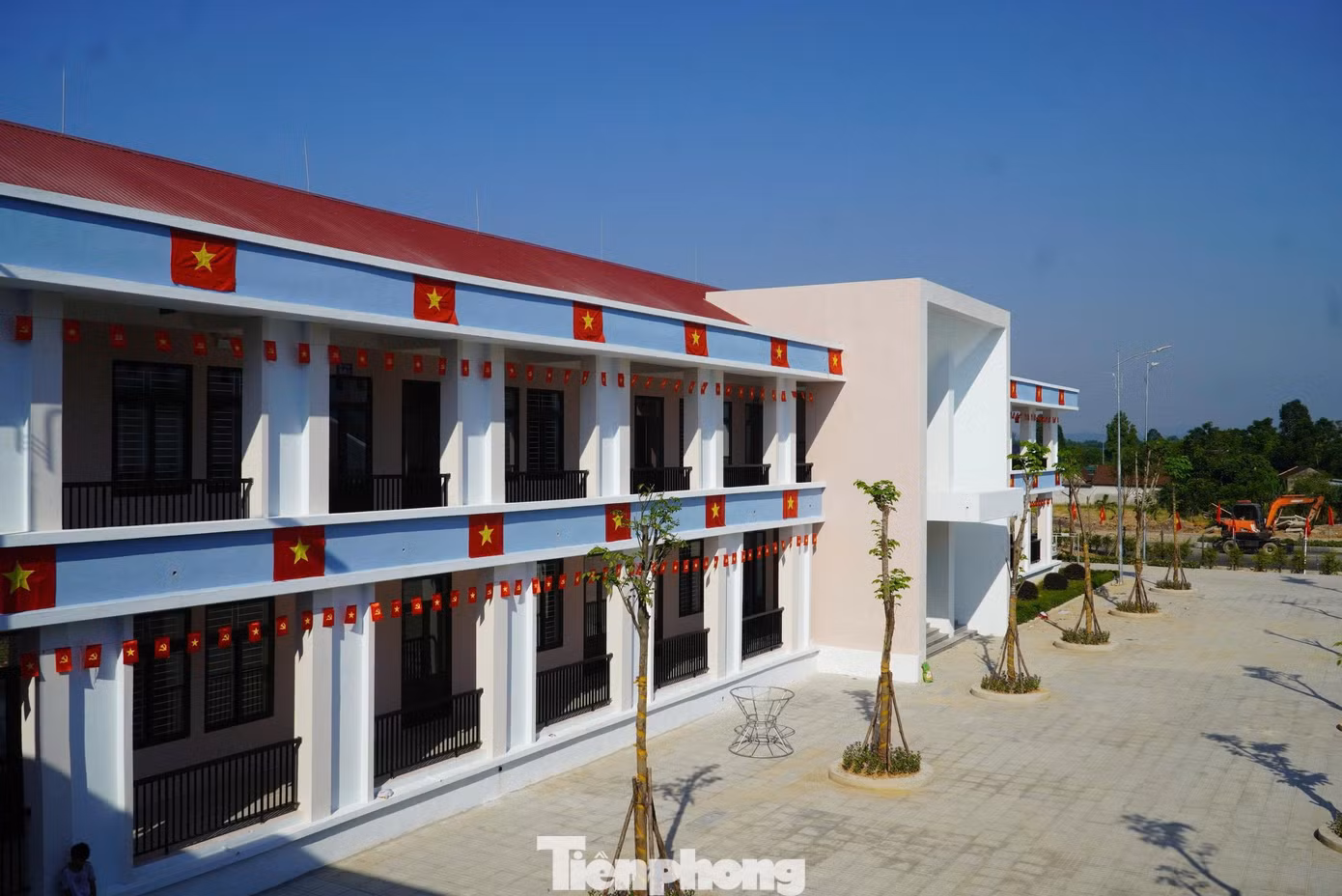tp-anh-truong-sksh.jpg
