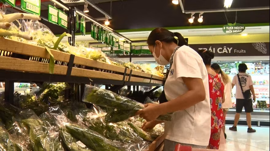 Dân không lo thiếu hàng hóa trong dịch COVID-19