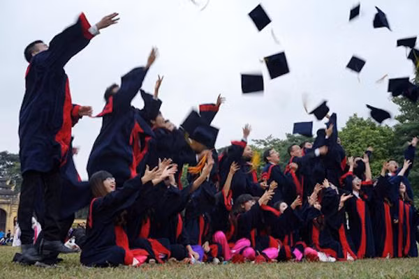Nhiều ưu đãi với ngành học Sư phạm từ năm nay