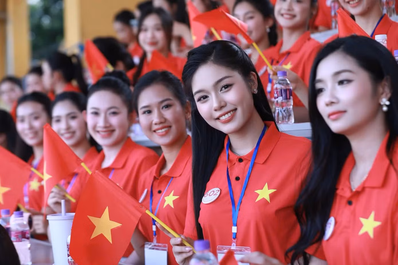 sieu-cup6.jpg