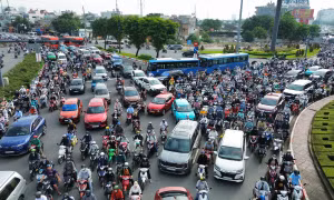 Đề xuất lùi thời điểm hạn chế xe xăng dầu vào trung tâm TPHCM