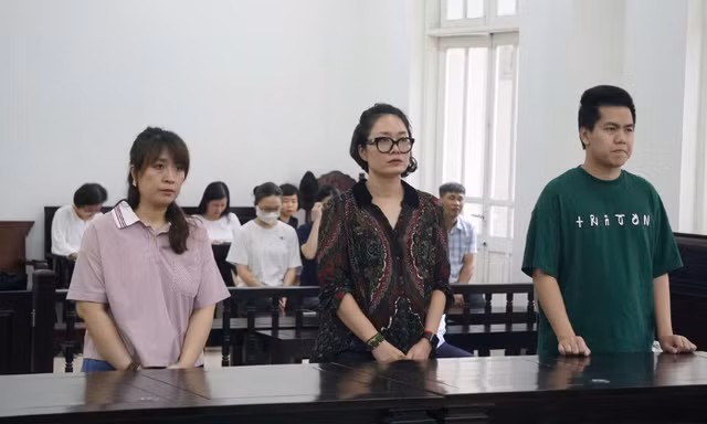Bà chủ giấu doanh thu 835 tỷ đồng từ buôn hàng hiệu thoát án tù