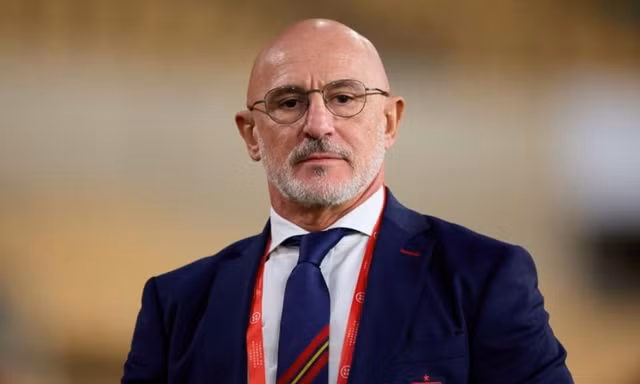 World Cup 2026: HLV Tây Ban Nha nói gì khi loại sạch cầu thủ Real Madrid?