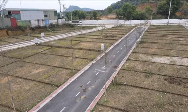 Giám đốc công ty bất động sản 'vẽ dự án ma' ở Hà Nội, phân thành 53 lô đất để bán 