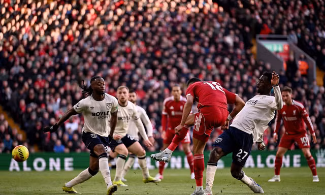 Liverpool đại phá West Ham trong trận cầu có 7 bàn thắng 