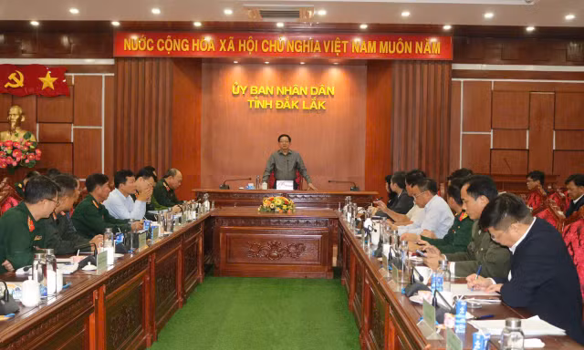 Phó Thủ tướng Chính phủ Hồ Quốc Dũng, làm việc với lãnh đạo tỉnh Đắk Lắk
