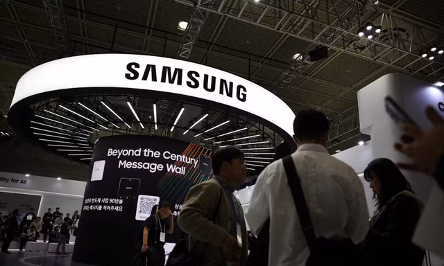 Samsung lãi kỷ lục, vì sao cổ phiếu lao dốc không phanh?