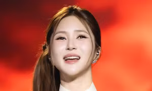Bất ngờ với Hương Tràm