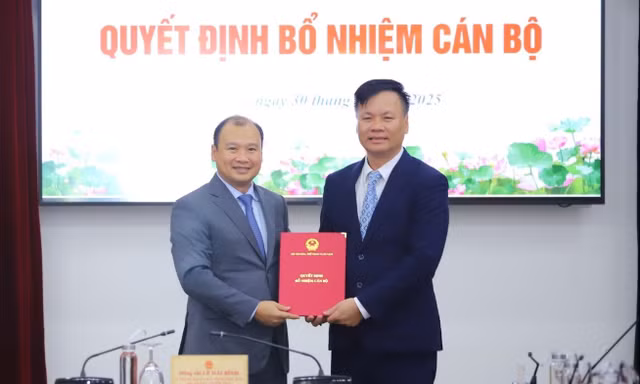 Công bố quyết định bổ nhiệm hai Phó Cục trưởng của Bộ Văn hóa