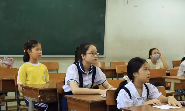 1 chọi 12 vào lớp 6 trường 'hot' nhất TPHCM