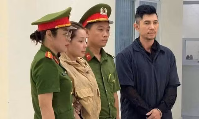 Ngân 98 và Lương Bằng Quang tại Cơ quan công an TPHCM