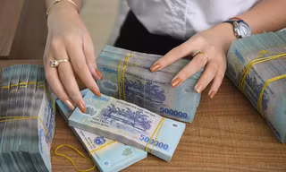 Bộ Nội vụ nêu lộ trình trả lương cán bộ, công chức theo vị trí việc làm 