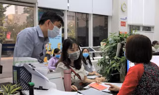 Sở, ngành dư thừa công chức, xã phường thiếu cán bộ chuyên môn