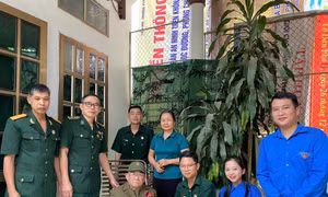 Ngày 28/4, Đoàn Xã Bắc Quang cùng Ủy ban MTTQ Việt Nam xã Bắc Quang đã đến thăm và tặng quà cho các Cựu chiến binh thời kỳ chống Mỹ tại các thôn: Minh Tâm, Quang Tiến, Thôn 14 và Thượng Mỹ. Hoạt động là dịp để giáo dục truyền thống cách mạng cho đoàn viên, thanh niên, góp phần lan tỏa đạo lý “Uống nước nhớ nguồn”, phát huy vai trò xung kích của tuổi trẻ trong công tác đền ơn đáp nghĩa tại địa phương.