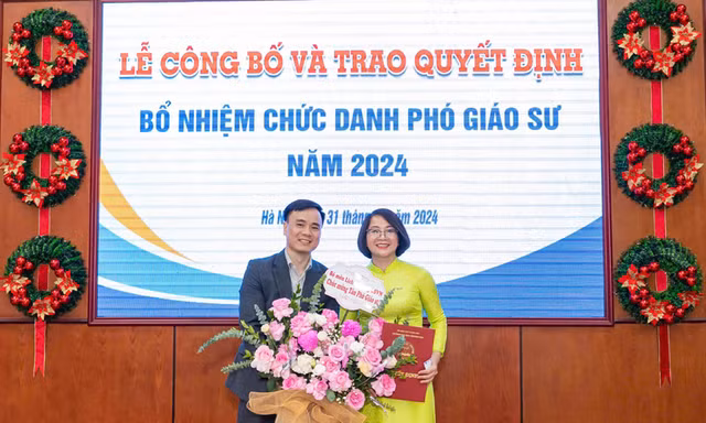 Giao quyền xét, bổ nhiệm GS,PGS: Cần lộ trình và chuẩn bị kĩ lưỡng 