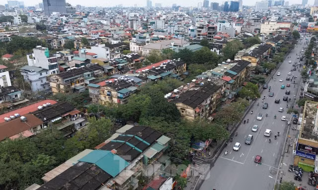 Chung cư cũ ở phường Kim Liên