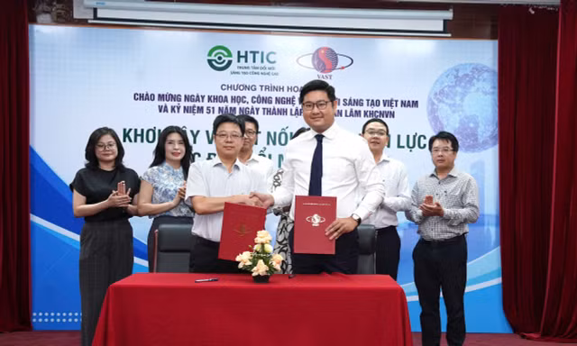 'Bà đỡ' đưa khoa học công nghệ vào đời sống 