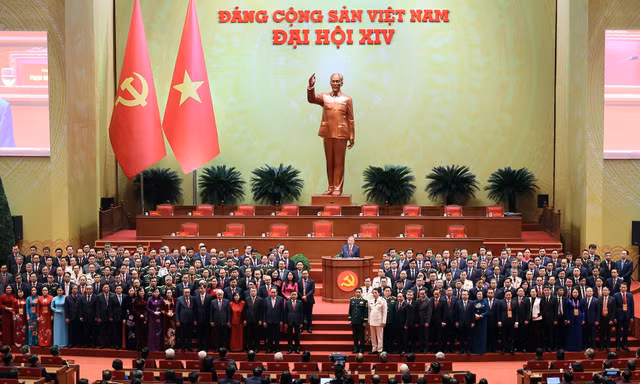 Theo GS Chính trị học – TSKH Phan Xuân Sơn, Đại hội XIV của Đảng được coi là “đại hội hành động”, với yêu cầu chuyển từ tư duy nhận thức sang tư duy tổ chức thực hiện một cách quyết liệt Ảnh: Như Ý