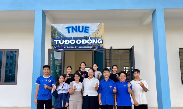 “Tủ đồ 0 đồng” ai cần đến lấy, ai có đến cho