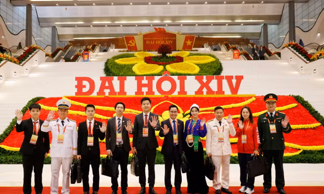 Các đại biểu thanh niên tiêu biểu tham gia phiên khai mạc Đại hội đại biểu toàn quốc lần thứ XIV của Đảng ẢNH: NHƯ Ý
