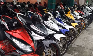 Chợ mua bán xe không giấy tràn lan trên mạng xã hội sau Tết
